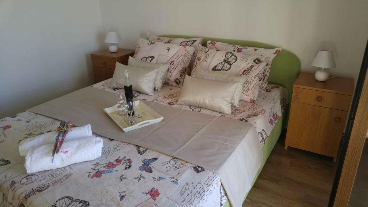 Vera Apartment 1 Rogoznica  Oda fotoğraf